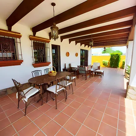 Con Piscina Privada Colada *