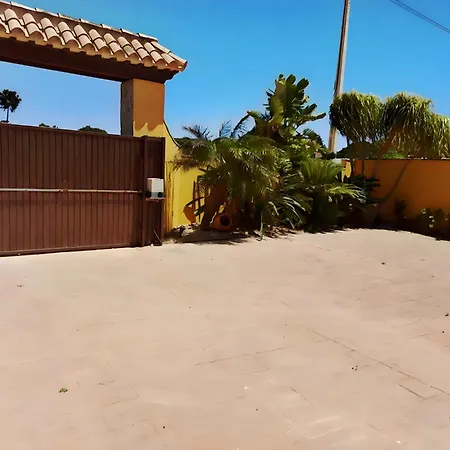 Con Piscina Privada Colada *